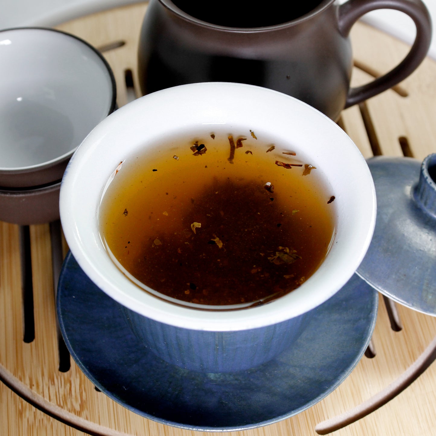 Lincang Half Dollar: 2011 Sheng Pu-Erh