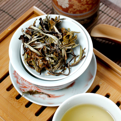 Moonlight White: Yue Guang Bai