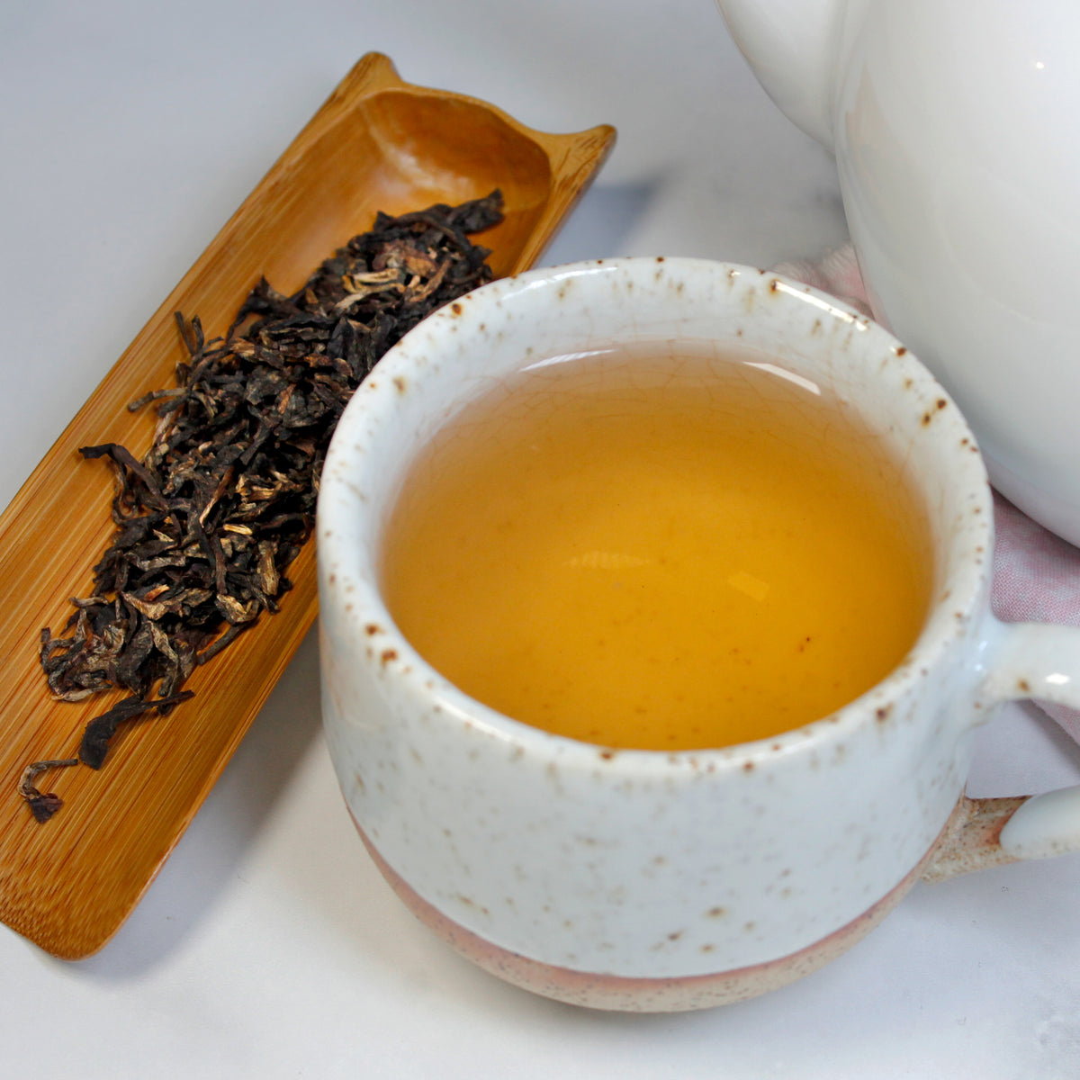 Morning Call: Sheng Pu-Erh Bingcha 2013